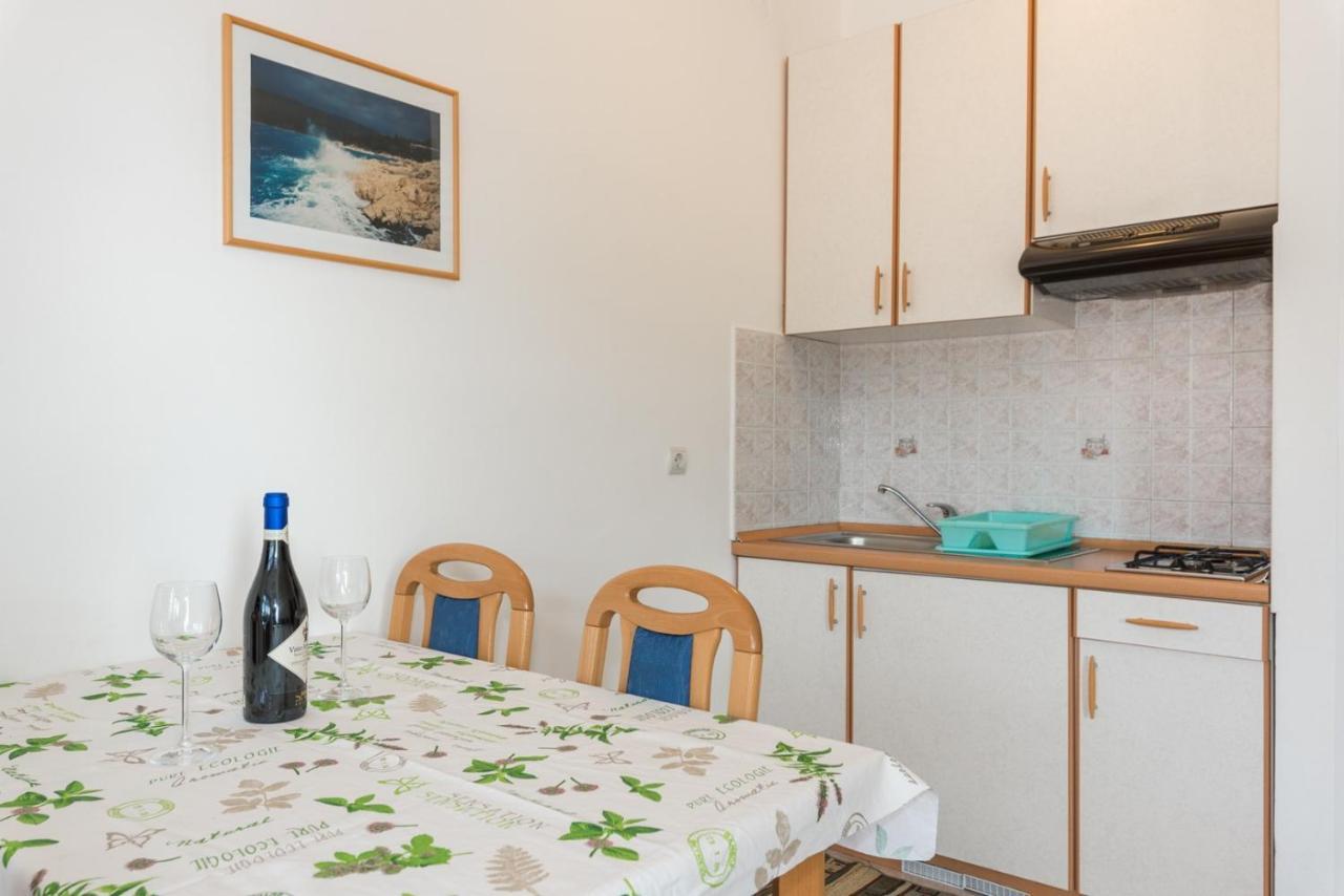 Apartments Villa Adria Rabac Bilik gambar