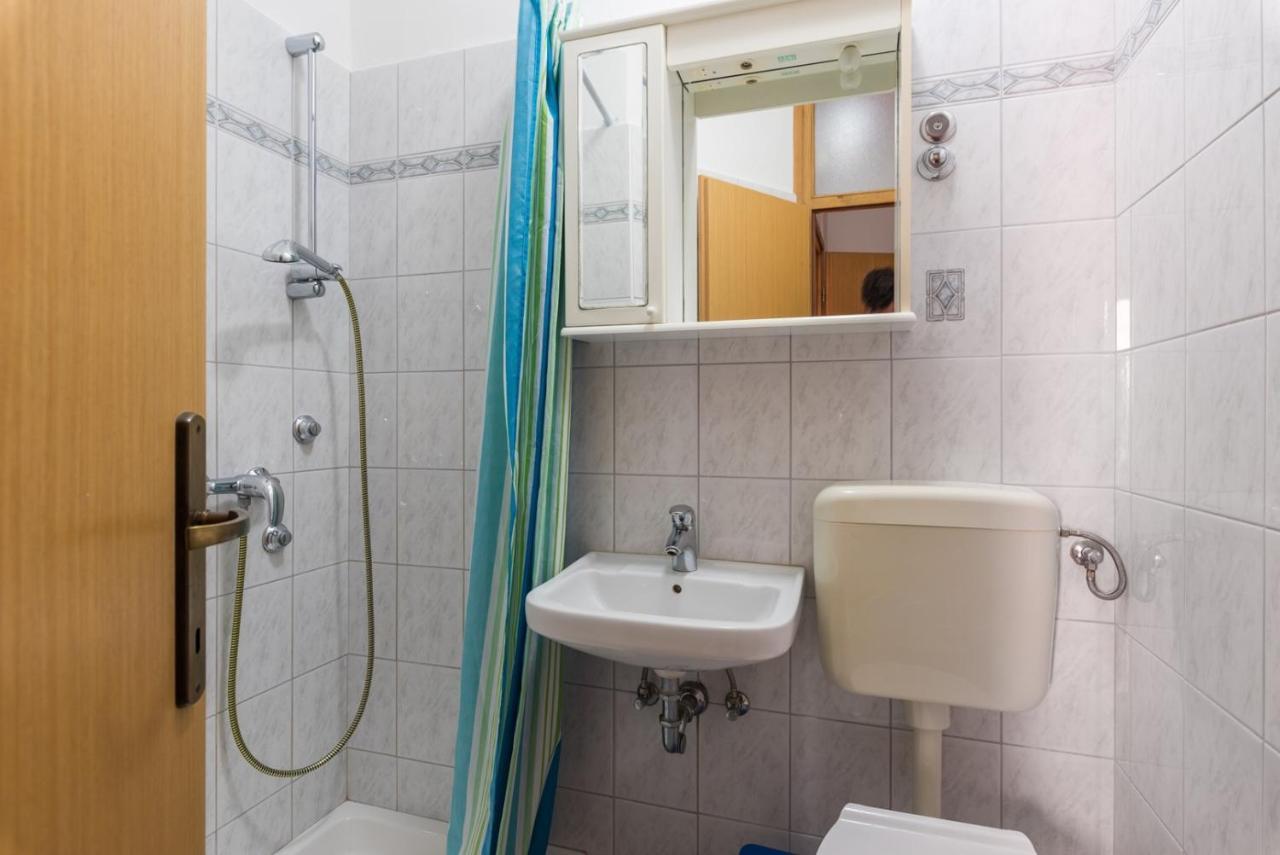 Apartments Villa Adria Rabac Bilik gambar