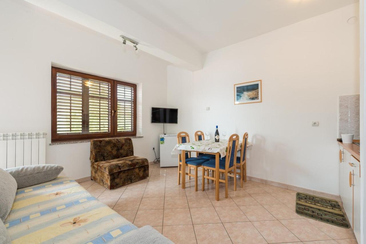 Apartments Villa Adria Rabac Bilik gambar