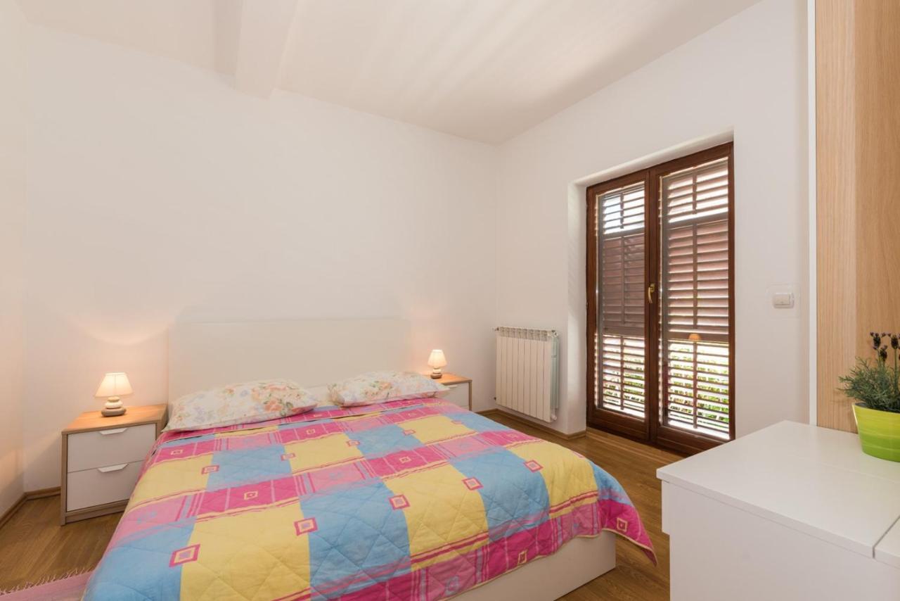 Apartments Villa Adria Rabac Bilik gambar